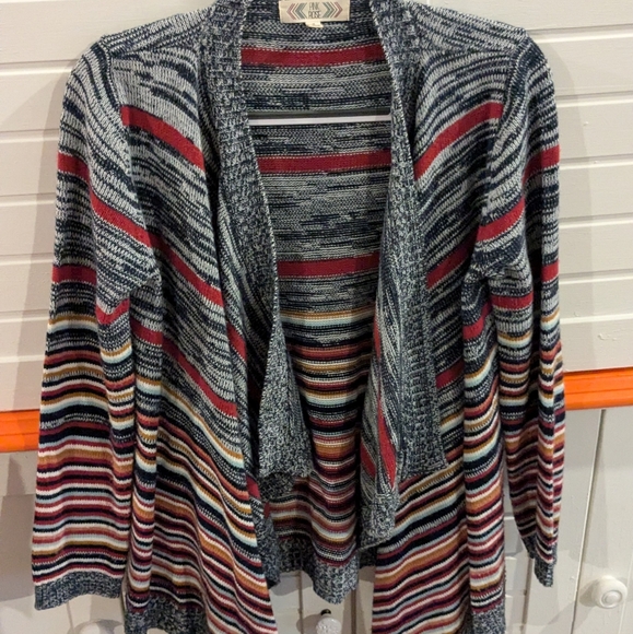 Medium pink rose sweater - Picture 1 of 1